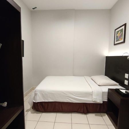Hotel Desaru Penawar ภายนอก รูปภาพ
