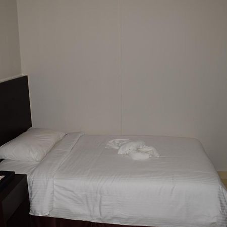 Hotel Desaru Penawar ภายนอก รูปภาพ