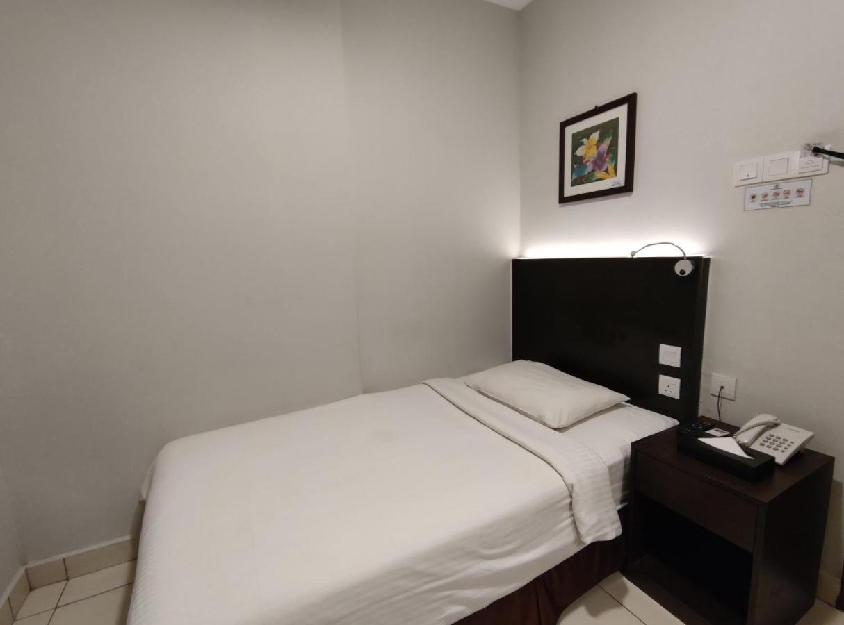 Hotel Desaru Penawar ภายนอก รูปภาพ