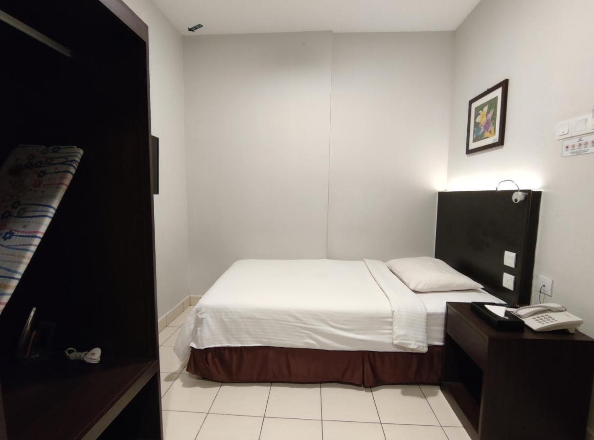 Hotel Desaru Penawar ภายนอก รูปภาพ