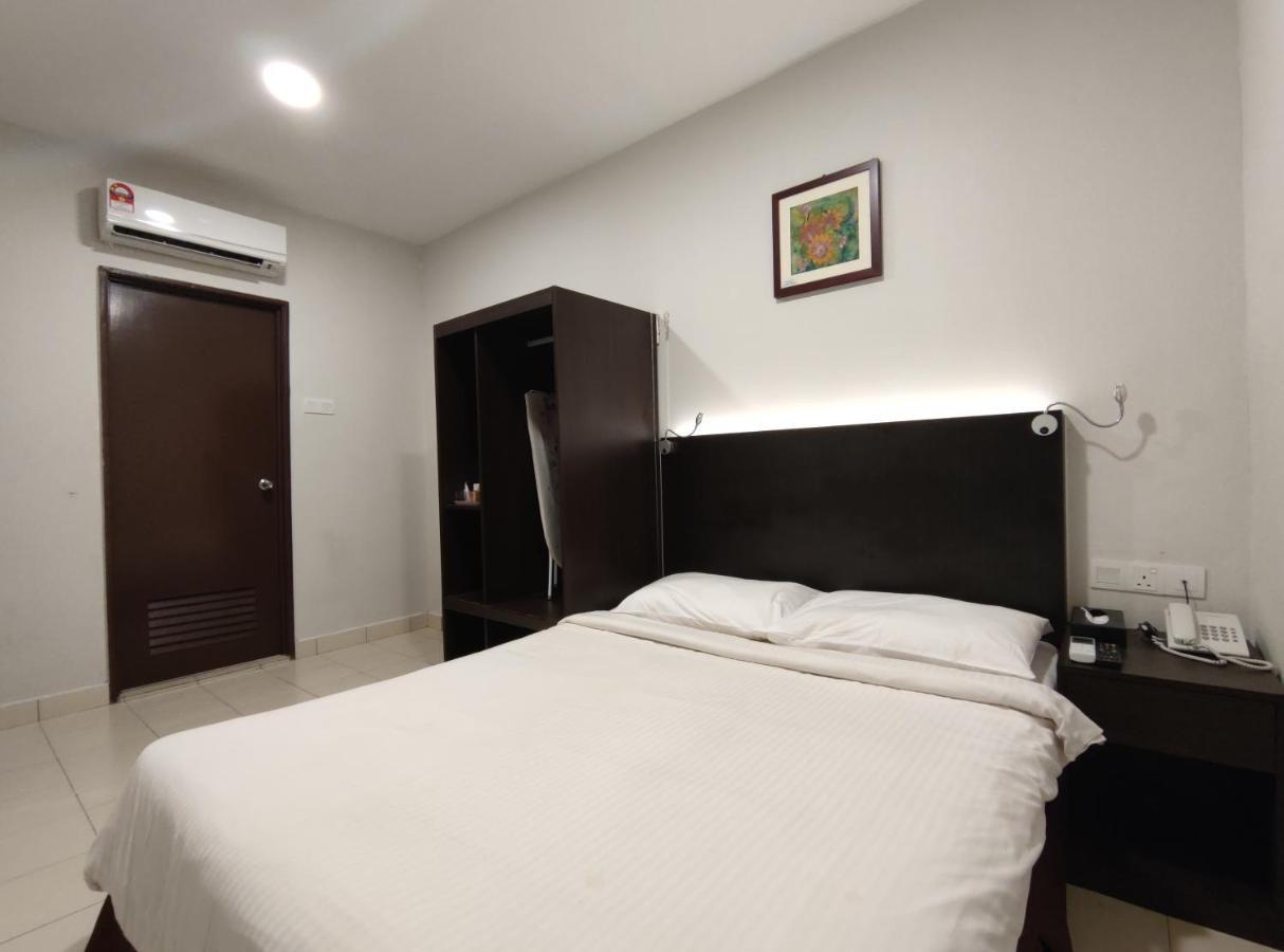 Hotel Desaru Penawar ภายนอก รูปภาพ