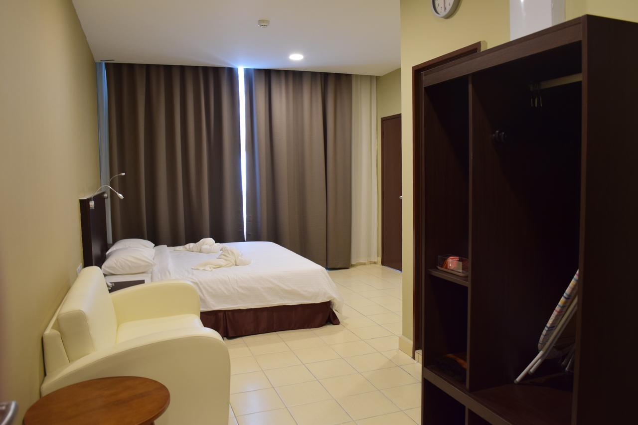 Hotel Desaru Penawar ภายนอก รูปภาพ