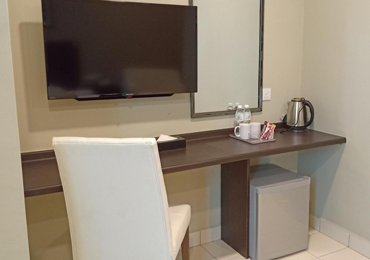Hotel Desaru Penawar ภายนอก รูปภาพ