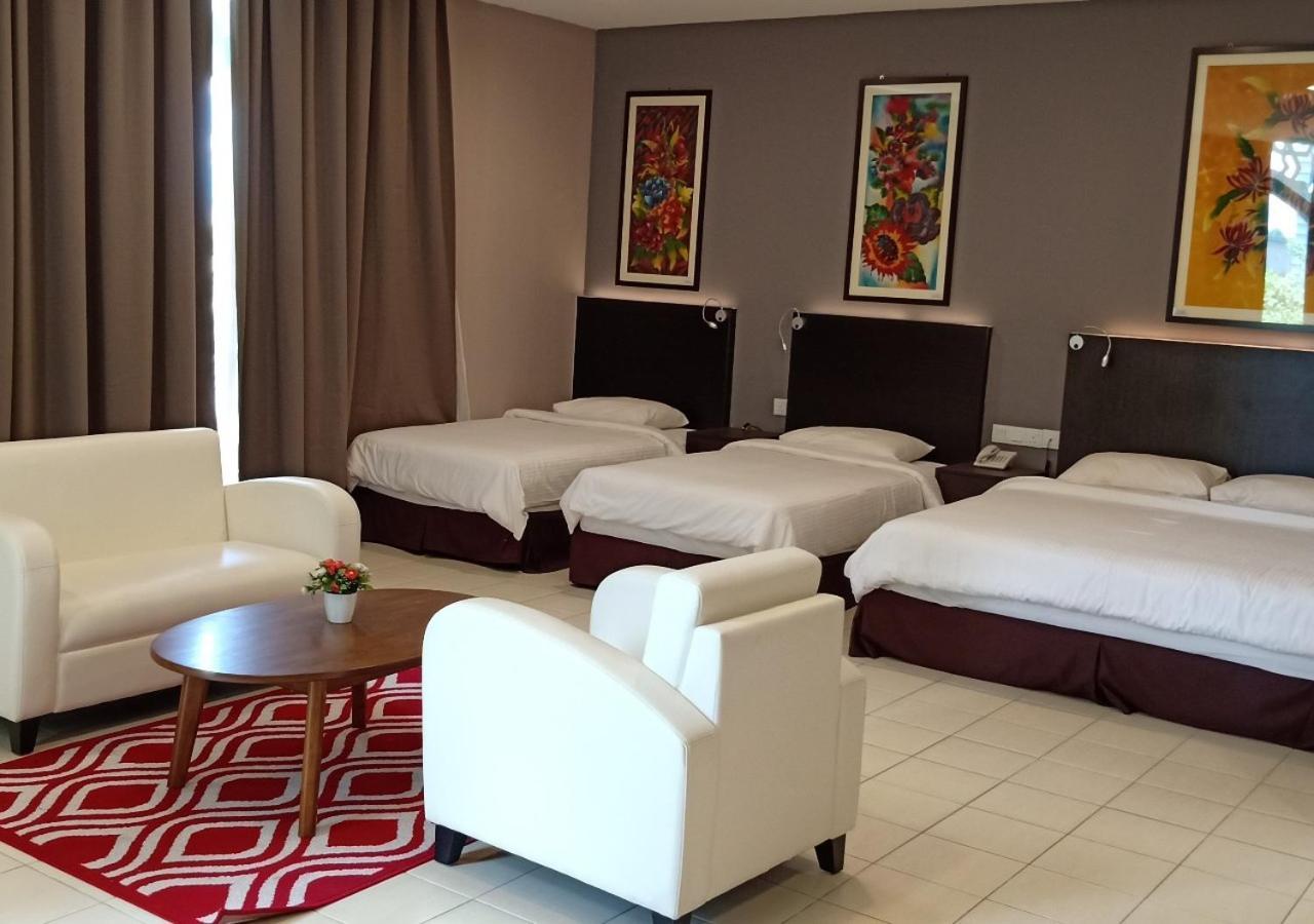 Hotel Desaru Penawar ภายนอก รูปภาพ